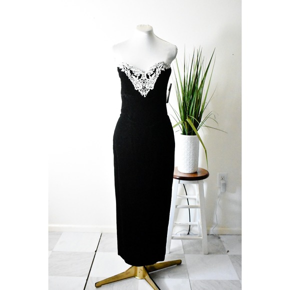 Scott McClintock Dresses & Skirts - Scott McClintock Gown Women Size 8 Black 80s Velvet Lace Strapless Maxi Dress